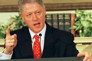 Bill Clinton podczas wystąpienia 26 stycznia 1998 r., kiedy skłamał w sprawie kontaktów seksualnych z Monicą Lewinsky