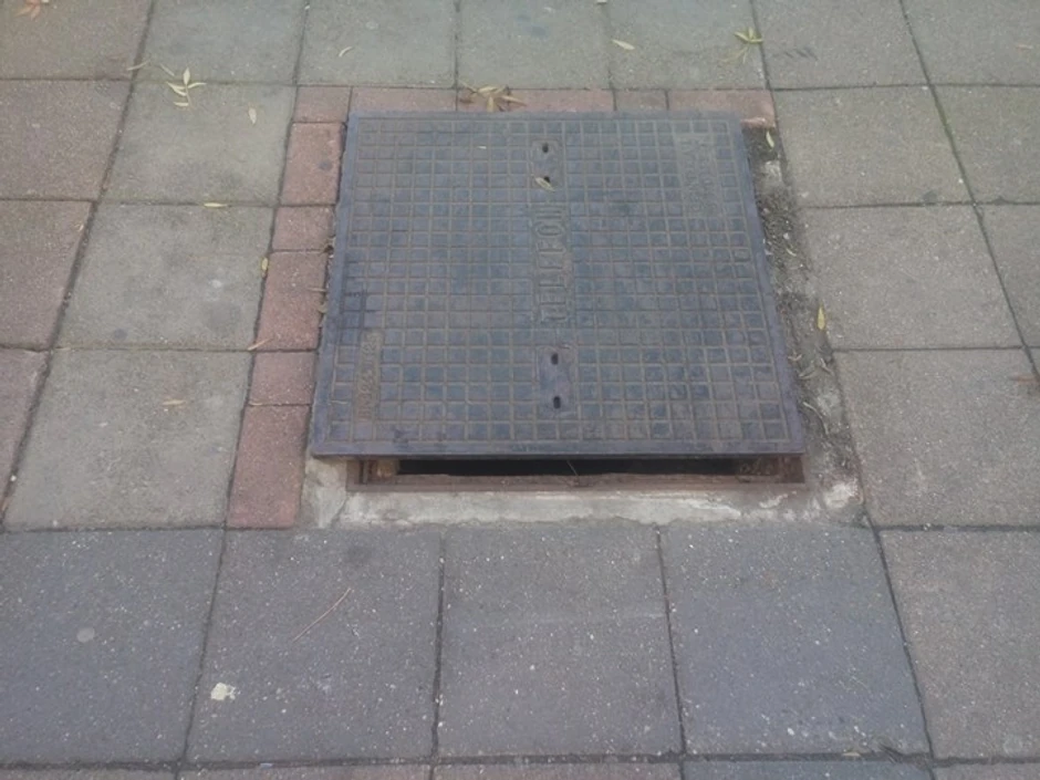 Naizgled je sve u redu, ali poklopac je otvoren