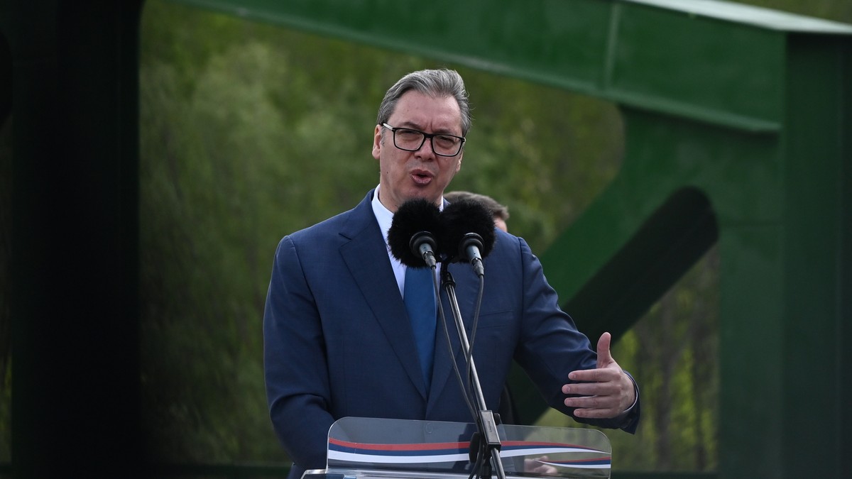 Aleksandar Vučić prisustvuje otvaranju novog železničkog mosta na reci Tamiš kod Tomaševca