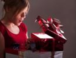 Hit kredytowy w grudniu? Rodzina na Swoim, a nie pożyczka gotówkowa