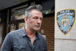 Alec Baldwin śmiertelnie postrzelił kobietę na planie westernu. 'Jestem załamany'