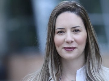 Milica Kon je posle dve godine ćutanja progovorila o razvodu, suprugovoj i svojoj bolesti, ali i o problematičnom dečaku sa kojim je njena ćerka imala neprilike