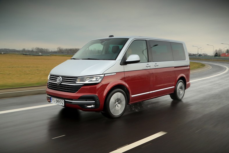 Volkswagen Multivan т6 1 микроавтобус