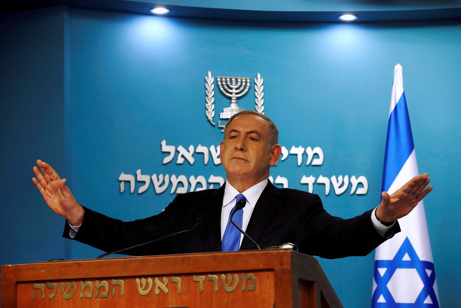 Israeli Prime Minister Benjamin Netanyahu delivers a speech in his Jerusalem office, December 28, 2016.