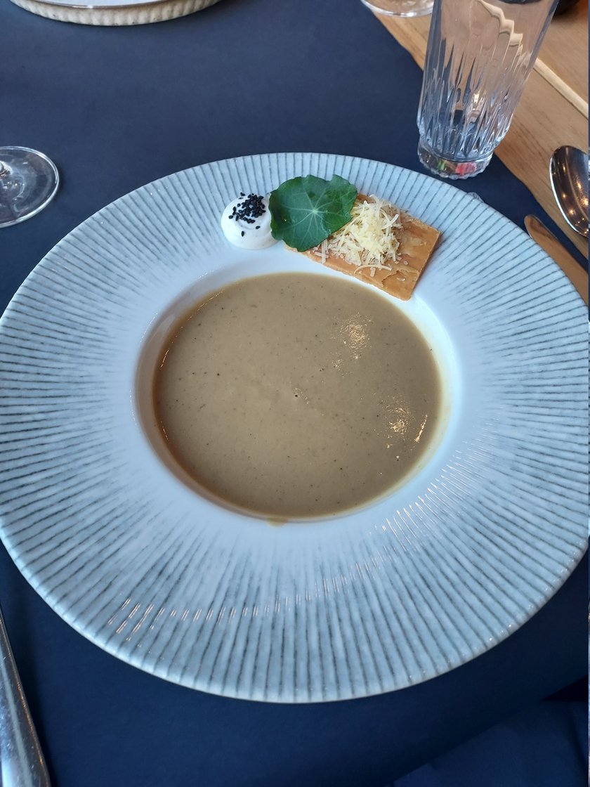 Zjadłam lunch z deserem za mniej niż 70 zł w ekskluzywnej restauracji Elixir. Jak to możliwe?