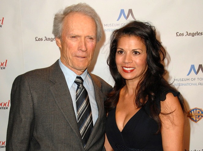 Clint Eastwood z żoną Diną Ruiz