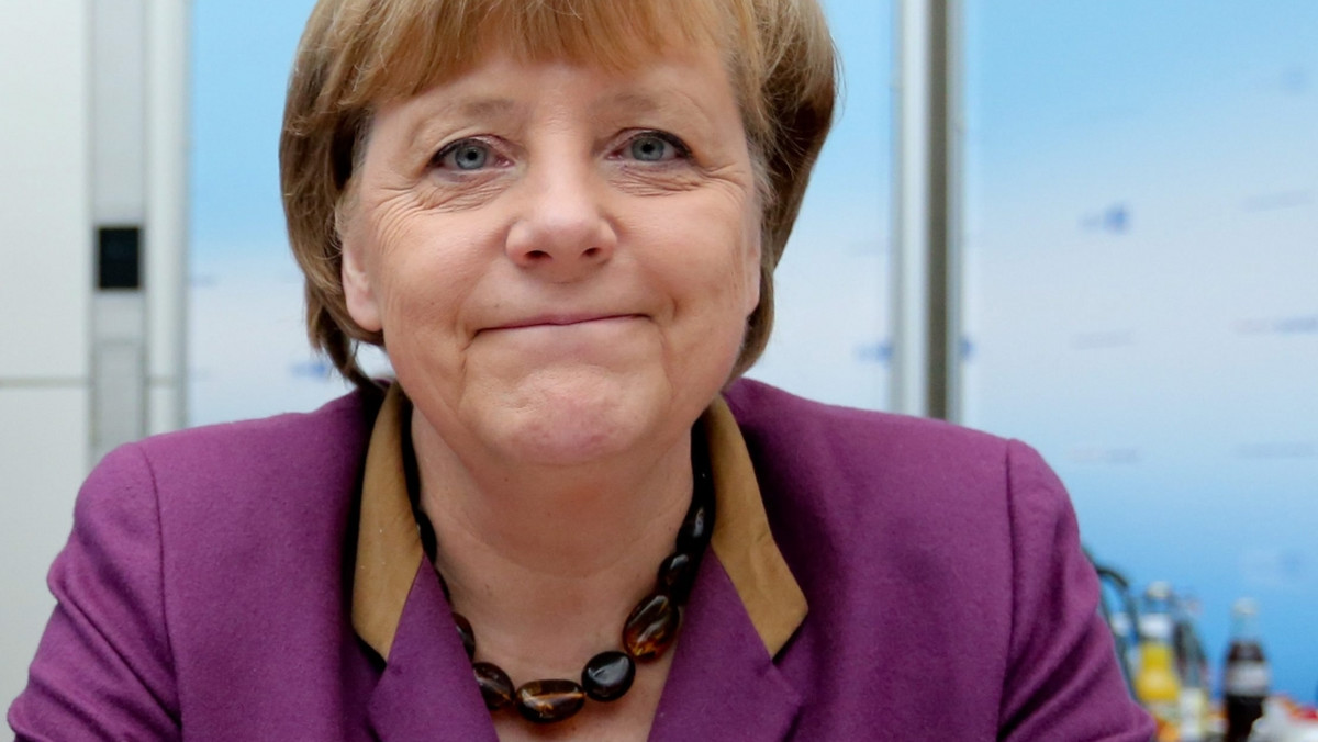Kanclerz Niemiec Angela Merkel uznała osiągnięte w nocy z niedzieli na poniedziałek porozumienie w sprawie pomocy dla Cypru za dobre rozwiązanie, gwarantujące sprawiedliwy podział odpowiedzialności za wyjście z kryzysu.