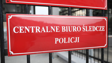 Funkcjonariusze CBŚP namierzyli dwóch przestępców poszukiwanych Europejskim Nakazem Aresztowania