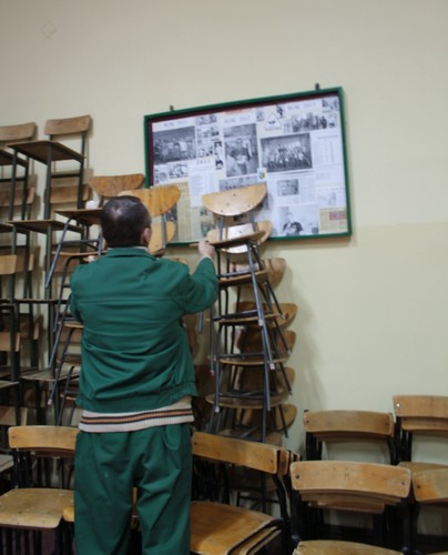 Dziś jest dumą służby penitencjarnej. Z degenerata, który trafił tu za drobne przestępstwa, jak kradzież złomu, stał się więzienną 'wizytówką'. Dzięki bieganiu.