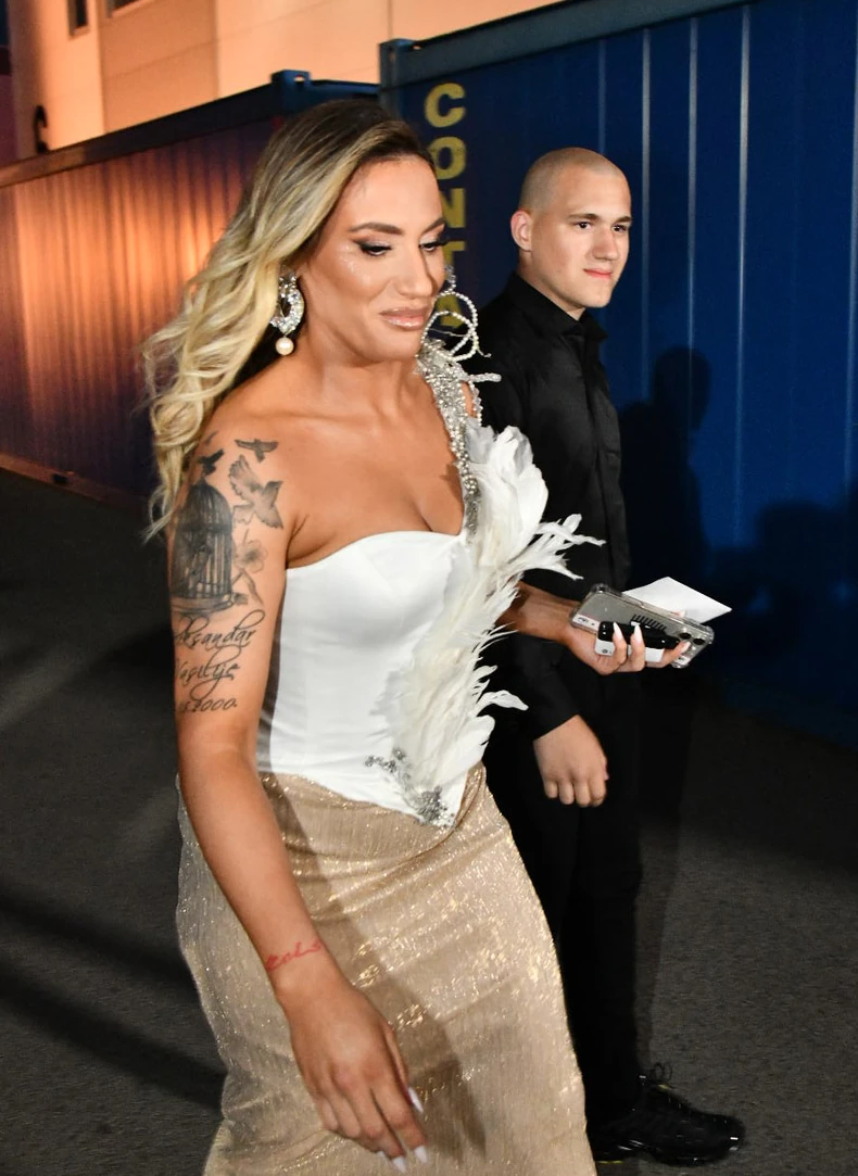 Kristina Spalević sa obezbeđenjem na finalu "Farme 8"