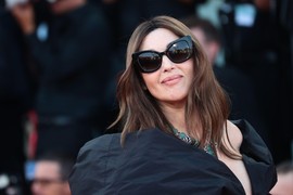 Ljudi su videli kako je Monika Beluči izgledala na PRVOJ SVADBI i šokirala ih je: Kao ANONIMUS udala se za njega pa ga OTKAČILA za sva vremena