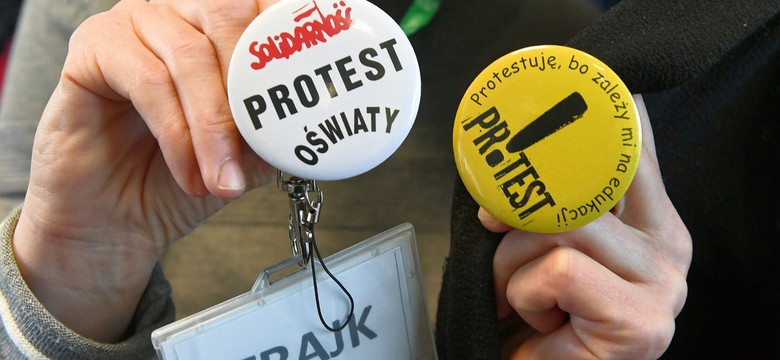 Egzaminy pod znakiem zapytania. Krowa plus spowodowała zaostrzenie strajku