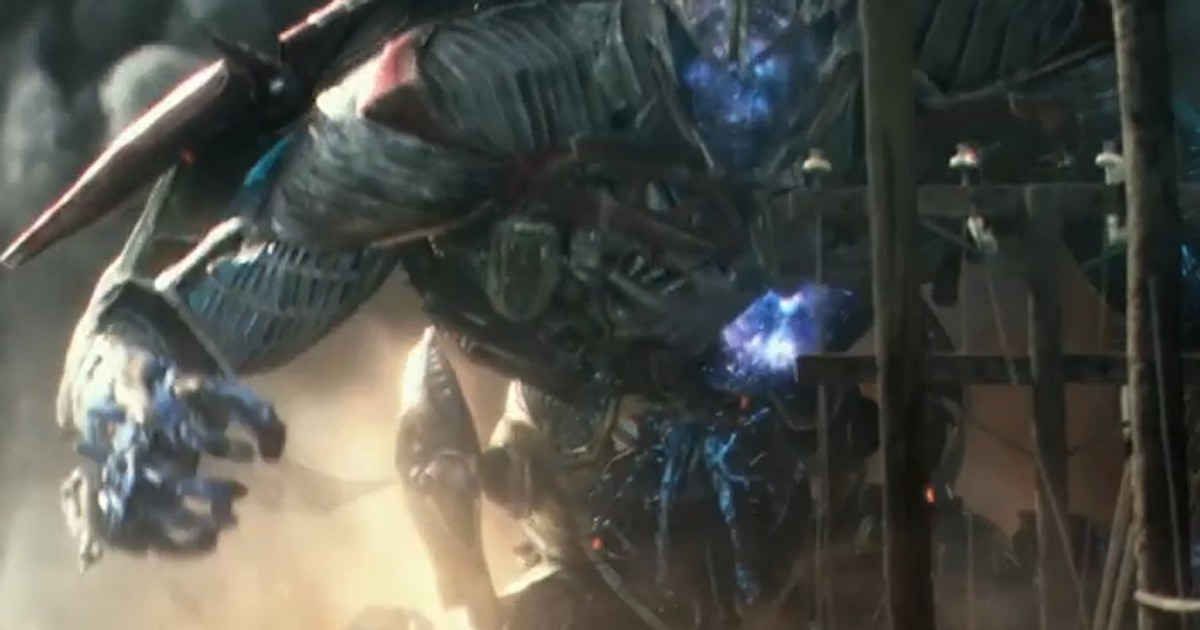 The new 'Power Rangers' trailer finally shows off the Dinozords and ...