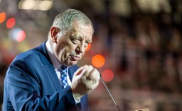 Szyszko: Jeśli właściciel posadził na swoim gruncie drzewo, to powinien móc je też bez przeszkód usunąć