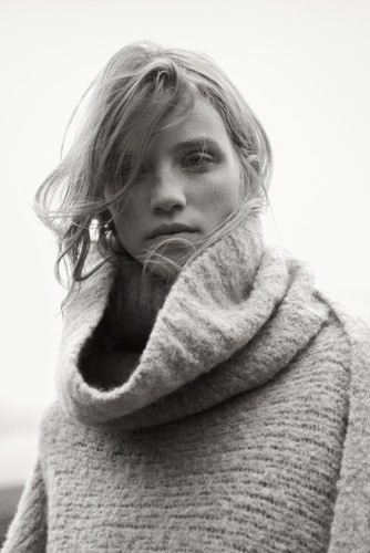 Kampania kolekcji 'Shared Moments' Mango jesień/zima 2019/2020