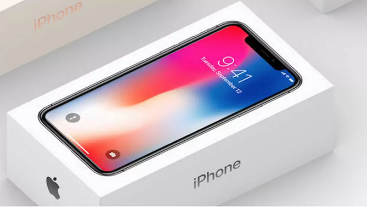 iPhone X planowano początkowo na rok 2018