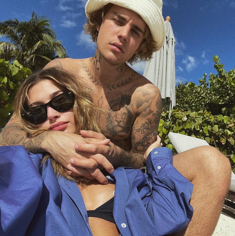 Spevák Justin Bieber s manželkou.