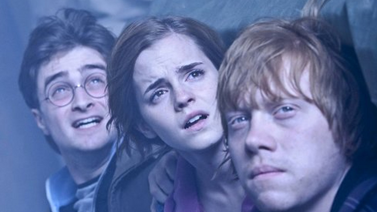 O północy z 14. na 15. lipca odbędzie się premiera drugiej części "Insygniów śmierci" - ostatniego filmu o przygodach Harry'ego Pottera. Onet wspólnie z siecią Multikino postanowił ułatwić Wam spotkanie z nastoletnimi czarodziejami. Możecie kupić bilety, nie wychodząc z domu.