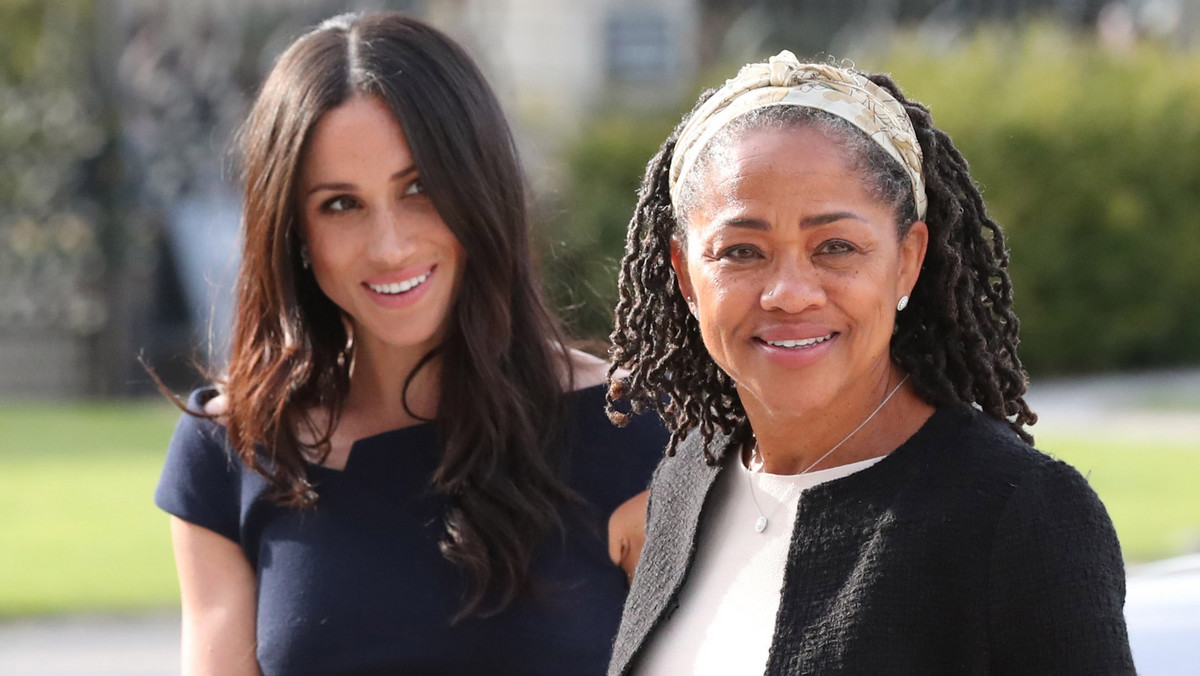 Doria Ragland: bankrutka z dredami i kolczykiem w nosie. Jakie tajemnice kryje mama Meghan Markle?