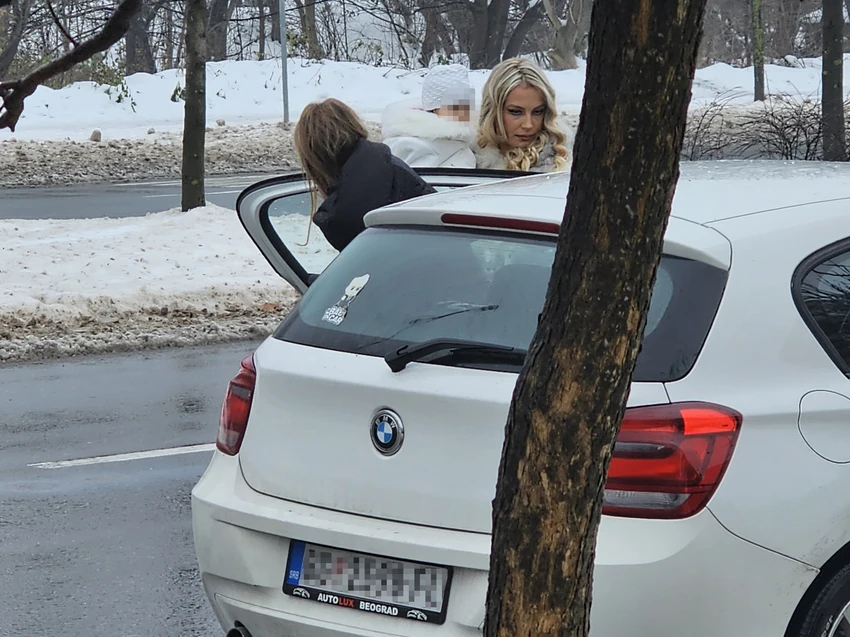 Krštenje ćerke Milice Veličković i Terze: Njega izveli iz Zadruge 9 Elite, ona ispred crkve