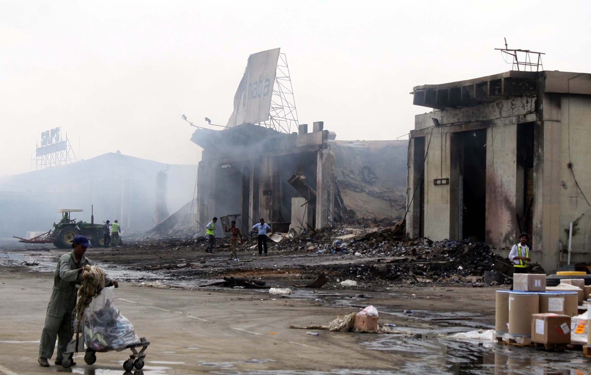 Atak talibów na lotnisko