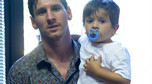 Lionel Messi z synem Thiago