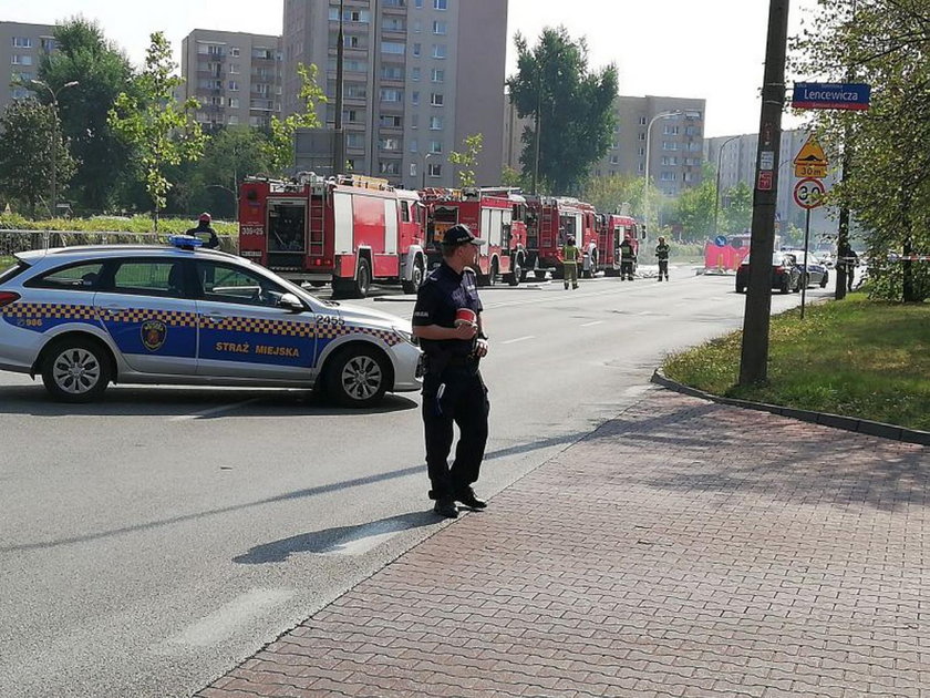 Wybuch samochodu przewożącego butle z gazem w Warszawie. Są ofiary