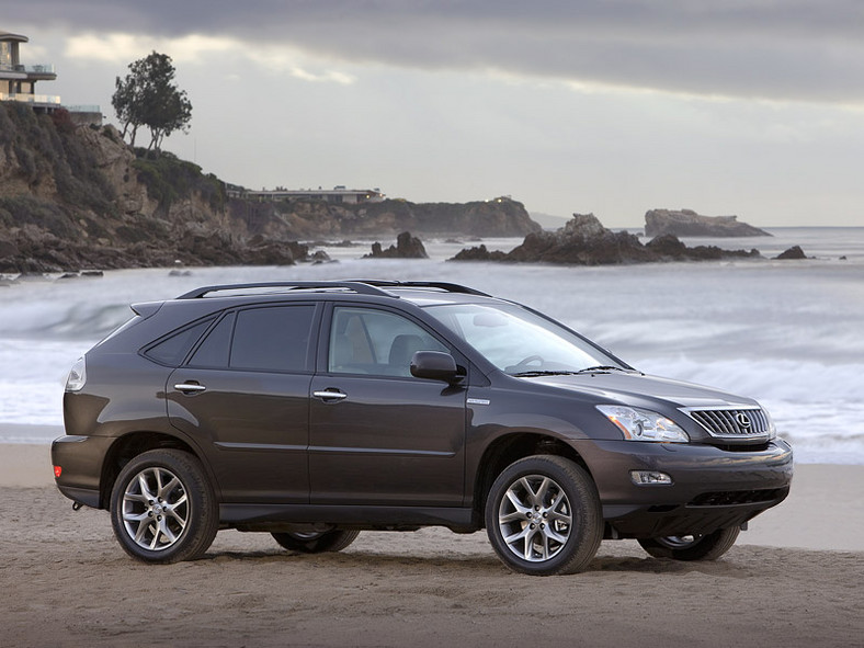 Chicago 2008: Lexus - RX 350 i ES 350 w edycji Pebble Beach