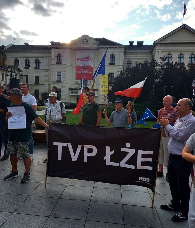 Bydgoszcz. Protest przeciwko ustawie lex TVN