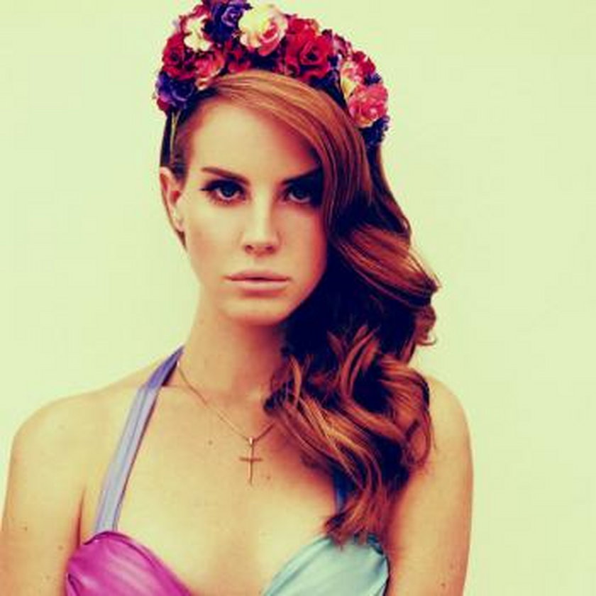 Lana Del Rey we wianku