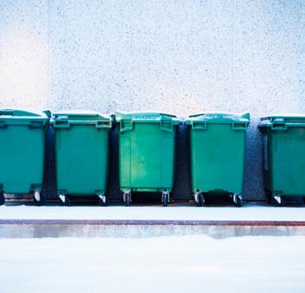 Obowiązek posiadania pojemnika nie jest też zależny od wytwarzania bądź niewytwarzania odpadów.