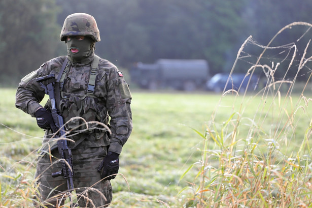 Wczoraj zatrzymaliśmy między innymi trzy osoby, które pomagały w nielegalnym przekroczeniu granicy.