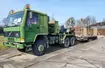 Wojskowe Volvo FL12 z naczepą Lohr