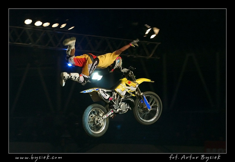 DIVERSE Night of the Jumps - fotografował Artur Bysiek