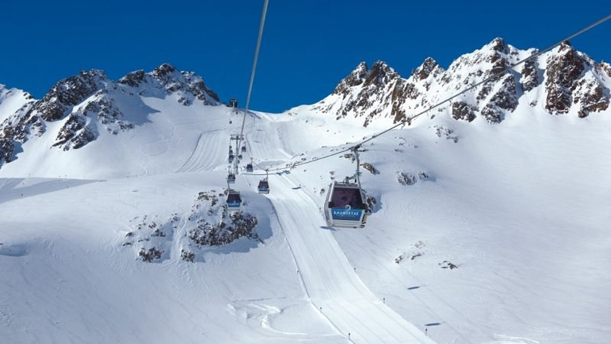 Kaunertal to lubiany ośrodek narciarski w Austrii przy granicy z Włochami. Kaunertal jest położony bardzo malowniczo, a same trasy zjazdowe wytyczono na wysokościach pomiędzy 2150 a 3260 m n.p.m.