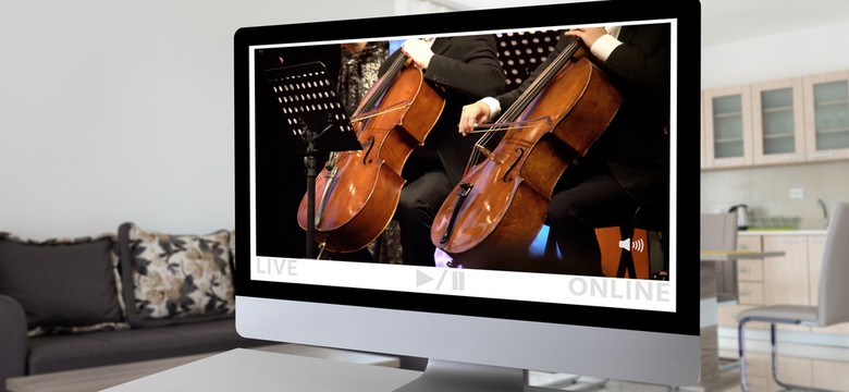 Teatr Dramatyczny w Płocku udostępnił w internecie spektakl "Na Wiśle śpiewają oryle"