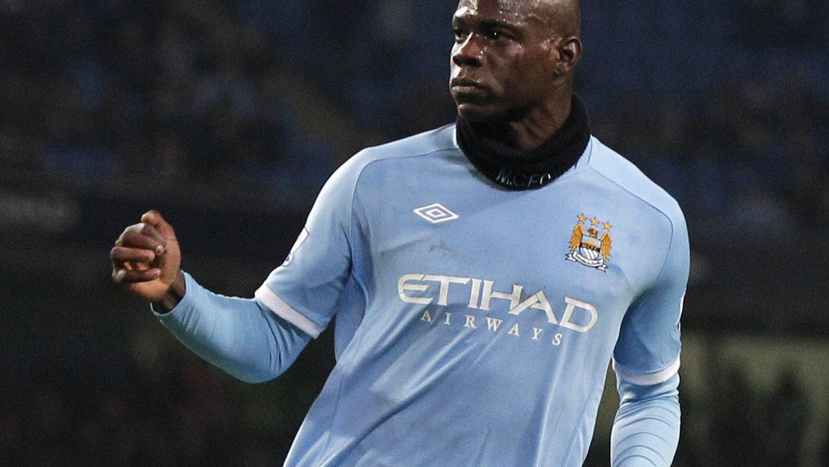 Mario Balotelli od momentu swojego transferu do Manchesteru City stał się złotym dzieckiem brytyjskich tabloidów. Marka "Balotelli" może jednak zyskać całkiem nowy, zmasowany wymiar - brat "Super Mario", Enoch, przebywa na testach w Stoke City...