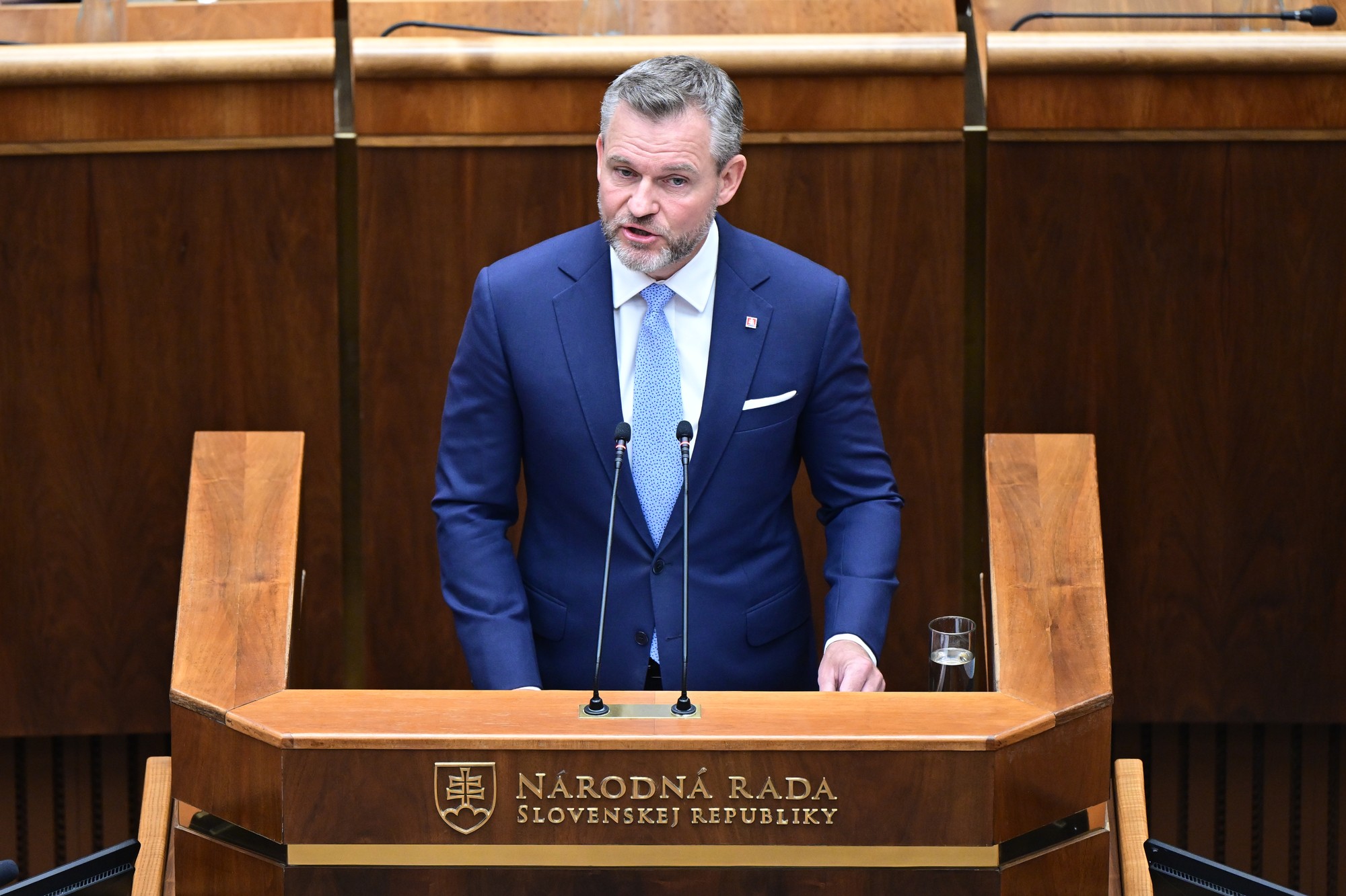 Peter Pellegrini predstavil správu o stave SR v parlamente.