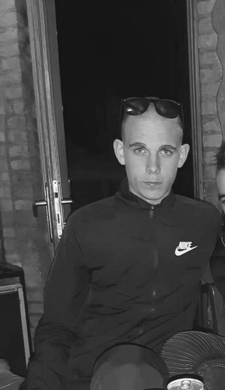 Nastradali Stefan Dubajić