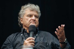 'Śmierć Zygielbojma'. Gliński twierdzi, że to on 'wymyślił' film, a reżyser... 'zniszczył premierę'