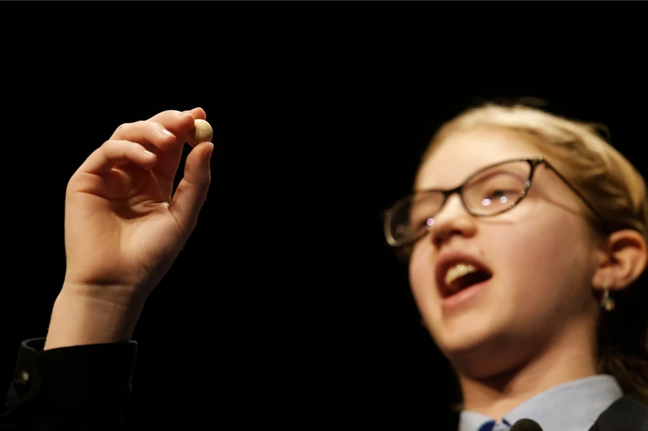 Brojeve i nagrade izvlače deca iz madridske škole "San Ildefonso"