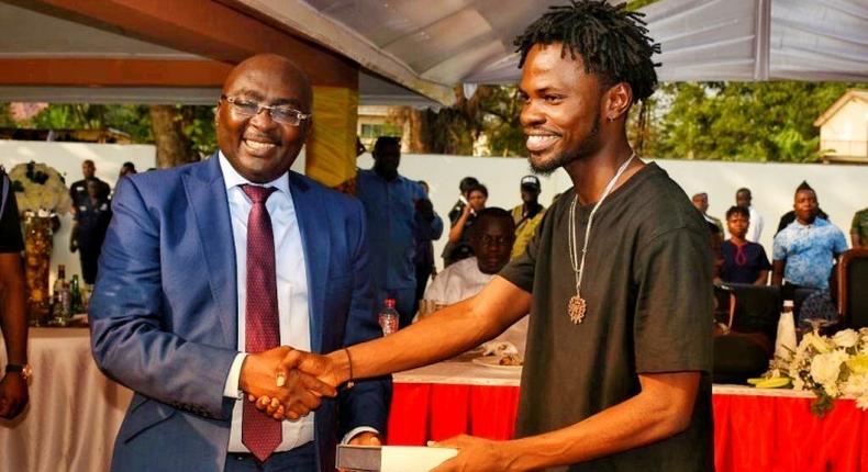 Dr Bawumia, Ghana Police Service honour singer Fameye