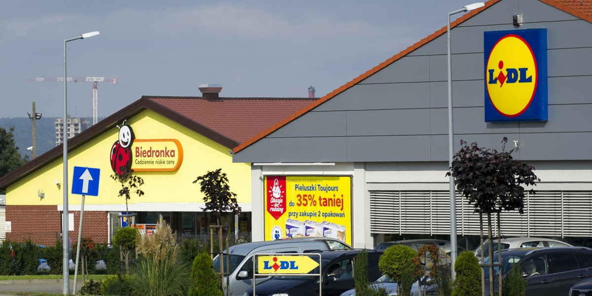 Wiele sklepów sieci Biedronka, Lidl, Aldi czy Kaufland działało w niedziele. Zostały im tylko trzy miesiące.