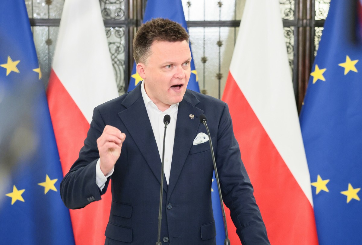 Hołownia tłumaczy się z tajemniczego spotkania u polityka PiS. "Ekscytacja niewskazana"