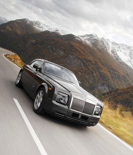 Pod spodem usportowiony układ jezdny