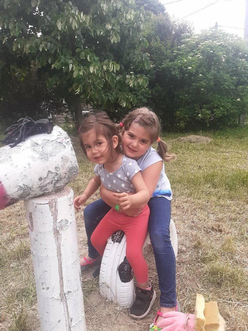 Sara i Valentina Firić, žrtve pada nadstrešnice na Železničkoj stanici "Novi Sad" 