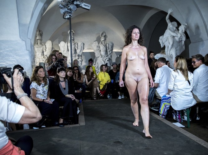 Pokaz kolekcji Nicholas Nybro SS 2018