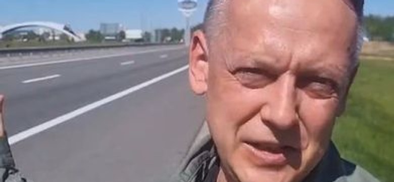 Sędzia uciekinier popełnia "charakterystyczne" błędy. Tylko po polsku...