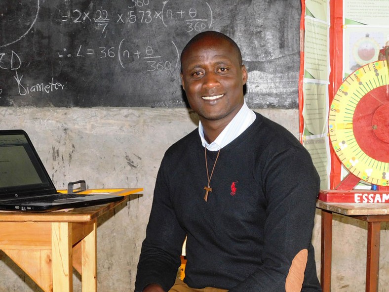 Peter Tabichi. (Global Teacher Prize) 