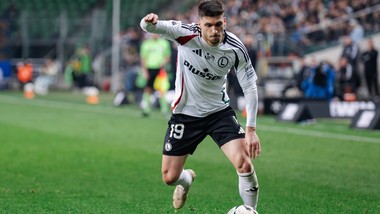 podstawowy zawodnik legii wypada z gry. ruben vinagre rundę wiosenną praktycznie ma z głowy